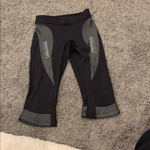Gym shark Capri leggings!